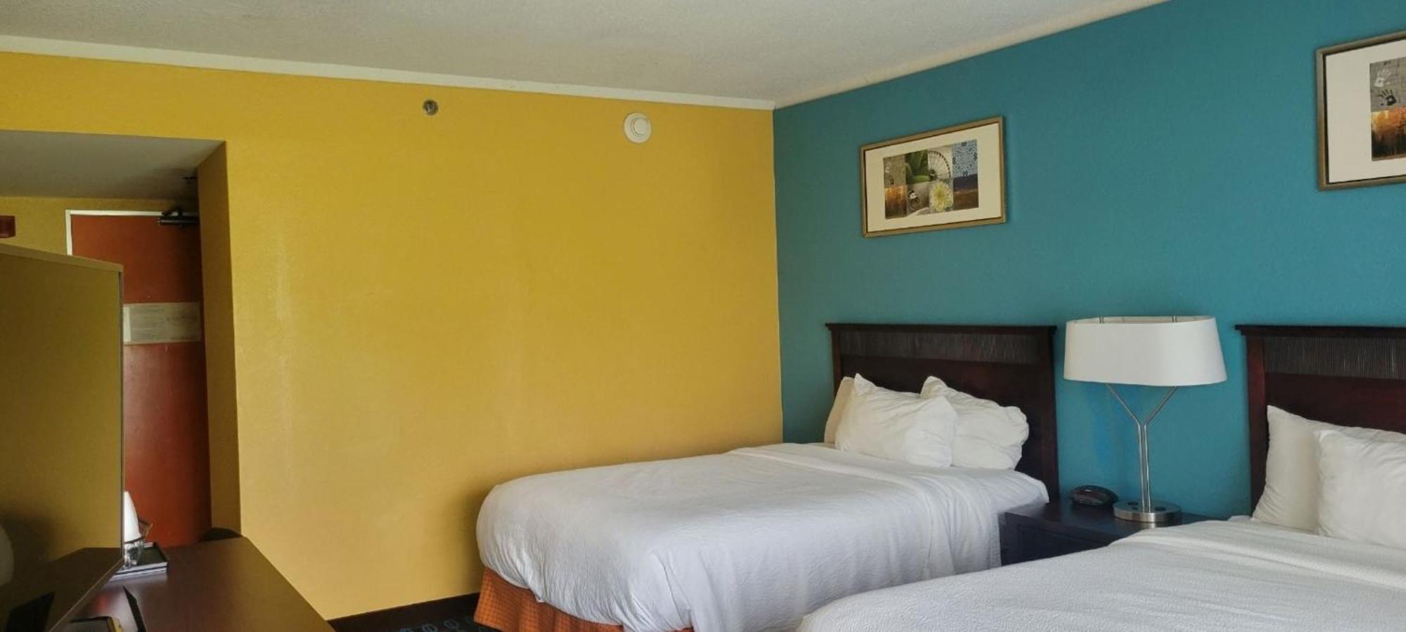 Chester Inn & Suites Sharonville Dış mekan fotoğraf
